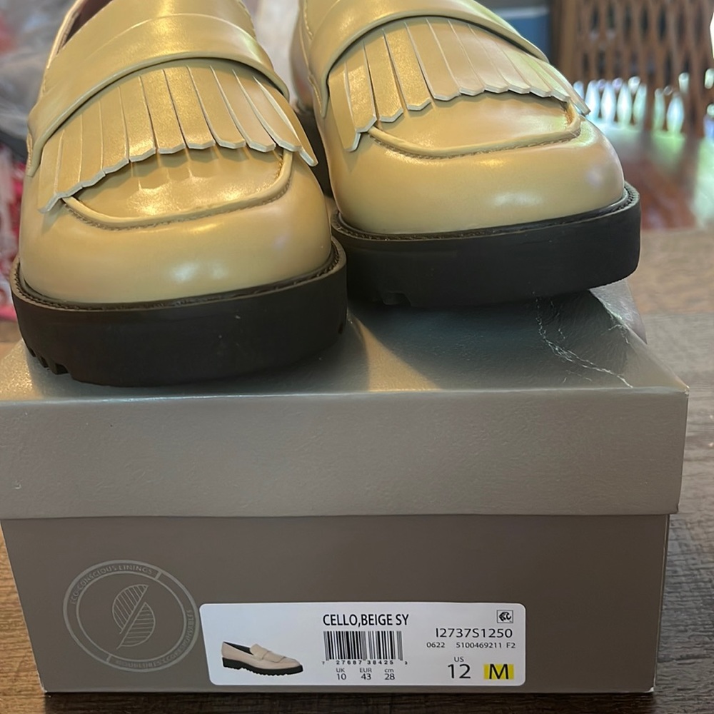 FrancoSarto Cream Leather Loafers